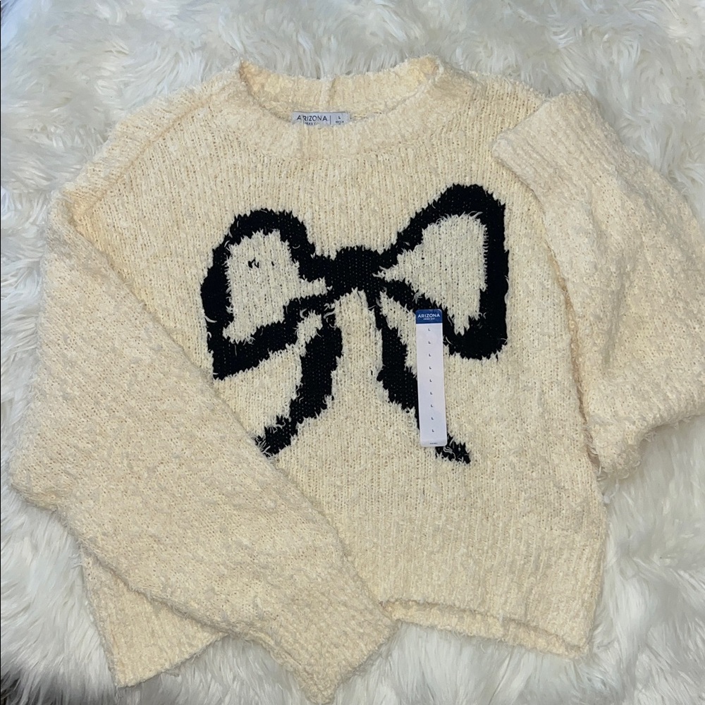 Arizona Jean Co Cream Sweatshirt